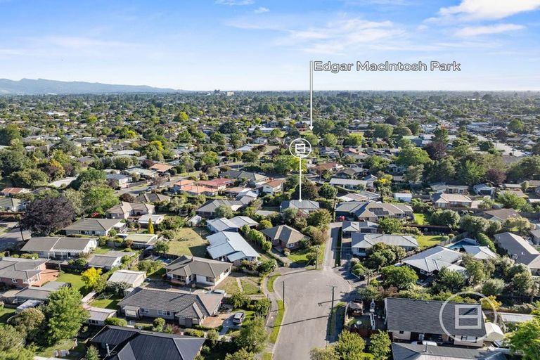 Photo of property in 29 Brent Place, Papanui, Christchurch, 8053