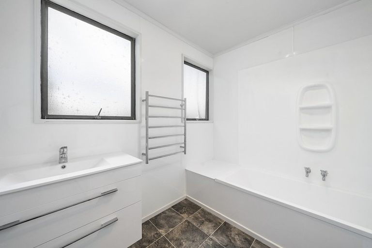 Photo of property in 36 Gardenia Avenue, Bell Block, New Plymouth, 4312