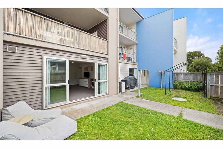 Photo of property in 1/30 Mathesons Road, Phillipstown, Christchurch, 8011