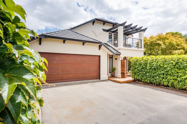 Photo of property in 17a Lincoln Terrace, Hokowhitu, Palmerston North, 4410