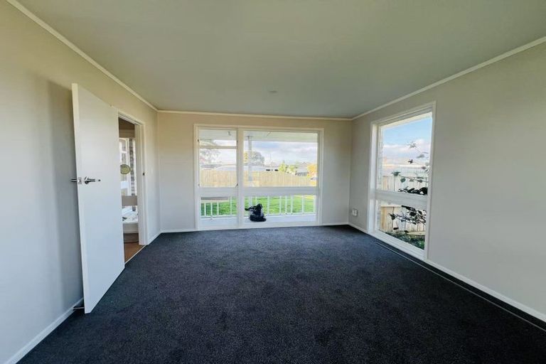 Photo of property in 54 Chelburn Crescent, Mangere East, Auckland, 2024