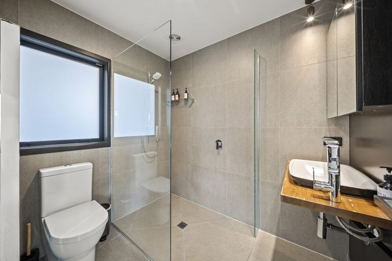 Photo of property in 36 Robertson Street, Raglan, 3225