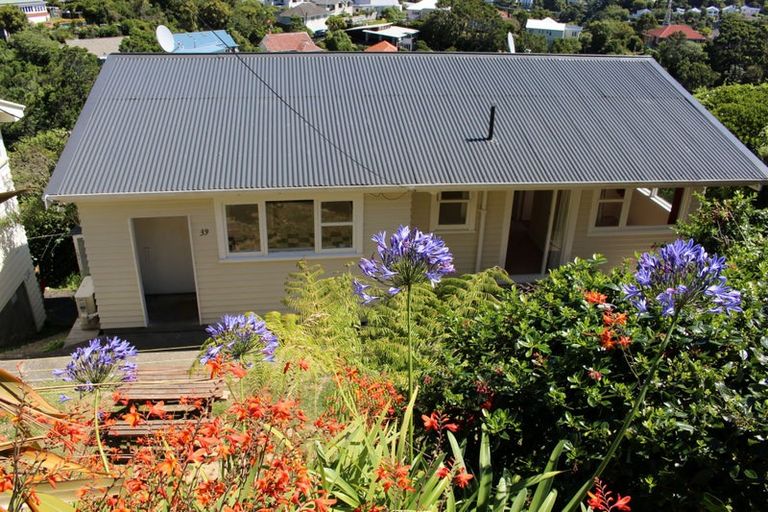 Photo of property in 39 Pembroke Road, Northland, Wellington, 6012