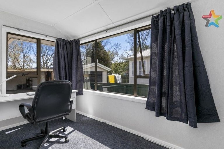 Photo of property in 195 Waddington Drive, Naenae, Lower Hutt, 5011