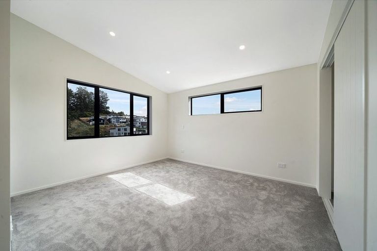Photo of property in 41b Candia Road, Swanson, Auckland, 0614