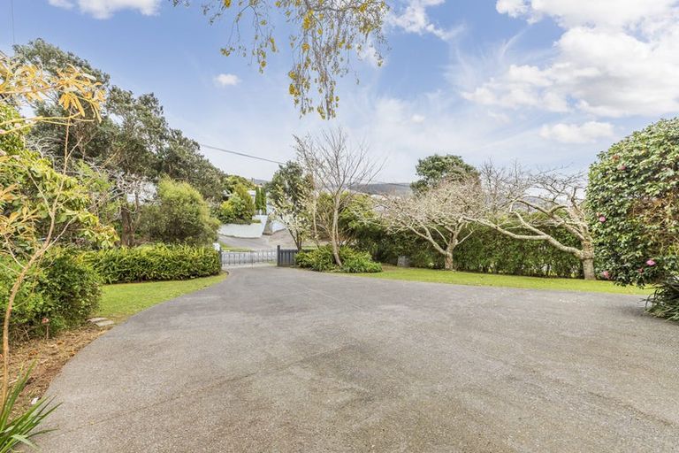 Photo of property in 63 Redwood Avenue, Tawa, Wellington, 5028