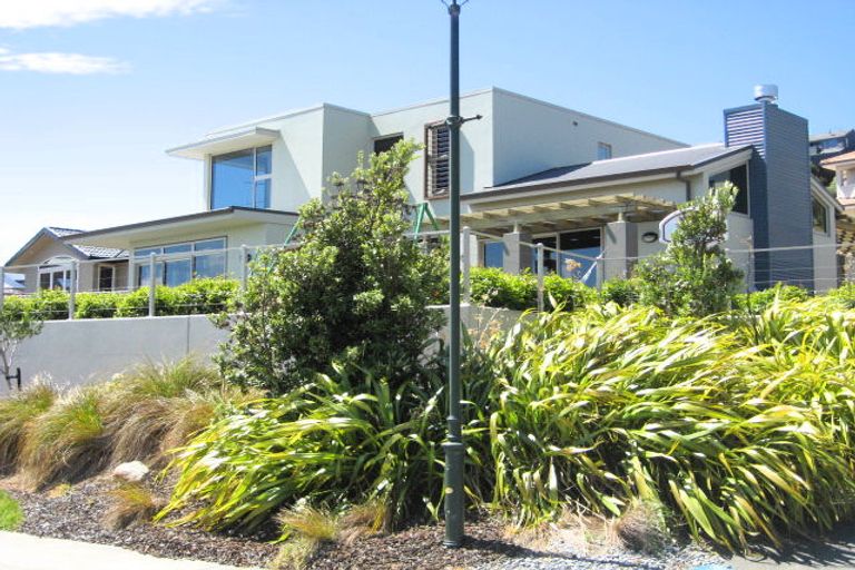 Photo of property in 20 Zeehaen Place, Britannia Heights, Nelson, 7010