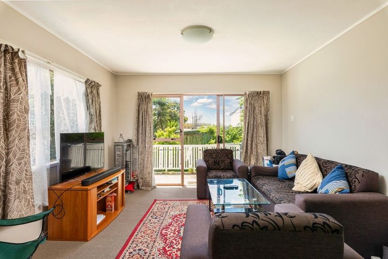 Photo of property in 1/138 Hutchinson Avenue, New Lynn, Auckland, 0600