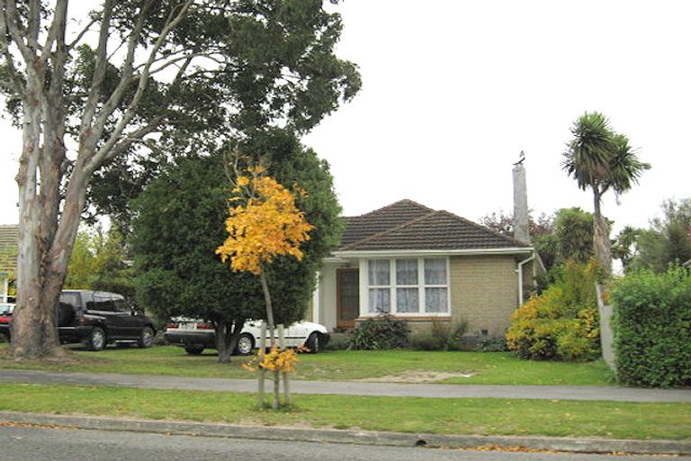 Photo of property in 25 Uxbridge Street, Northcote, Christchurch, 8052