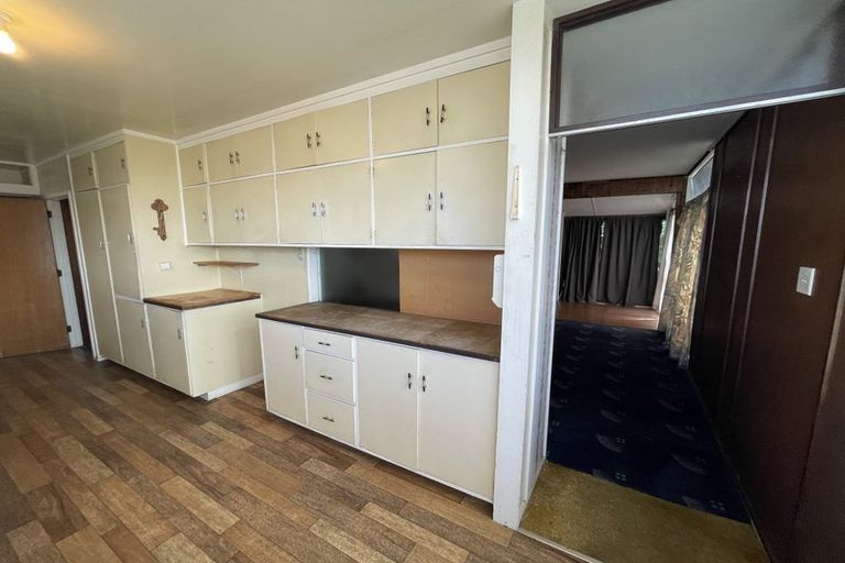 Photo of property in 12 Brains Road, Kelston, Auckland, 0602