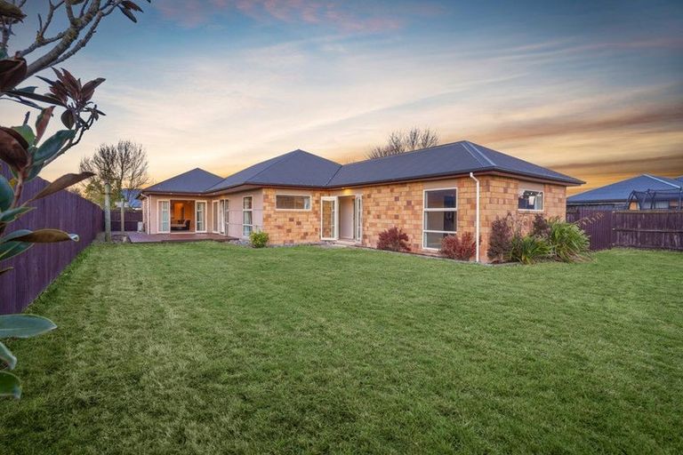 Photo of property in 70 Rowse Street, Rangiora, 7400
