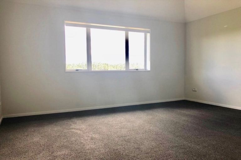 Photo of property in The Rise, 20 Hatfield Place, Albany Heights, Auckland, 0632