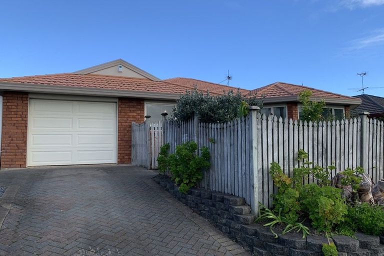 Photo of property in 5 Angel Way, Stanmore Bay, Whangaparaoa, 0932