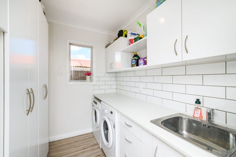 Photo of property in 29 Aberdeen Avenue, Takaro, Palmerston North, 4412