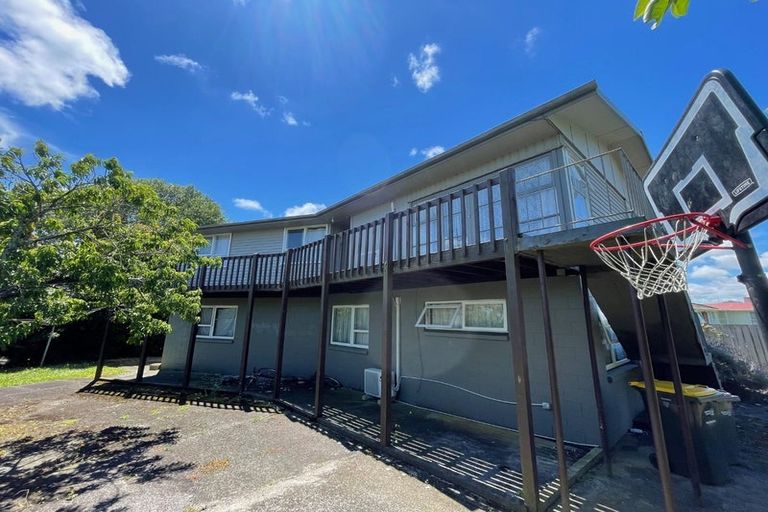 Photo of property in 52 Cramond Drive, Mangere East, Auckland, 2024