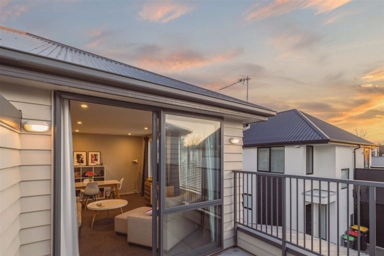 Photo of property in 2/72 Purchas Street, St Albans, Christchurch, 8014