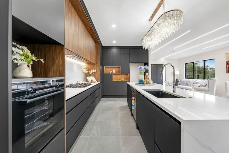 Photo of property in 62 Koromeke Street, Flat Bush, Auckland, 2019
