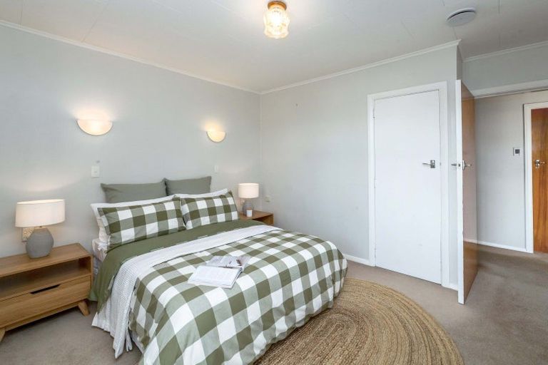 Photo of property in 14 Armstrong Avenue, Carterton, 5713