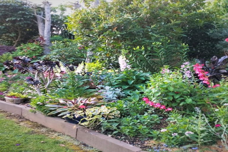 Photo of property in 94 Mccaughan Road, Kerikeri, 0294