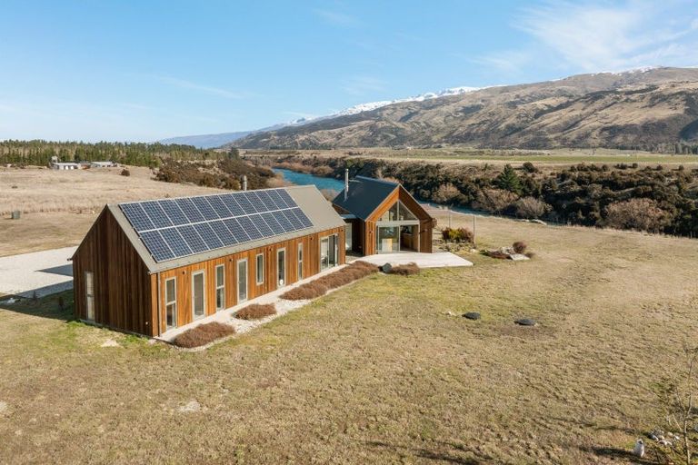 Photo of property in 525 Maori Point Road, Tarras, Cromwell, 9383