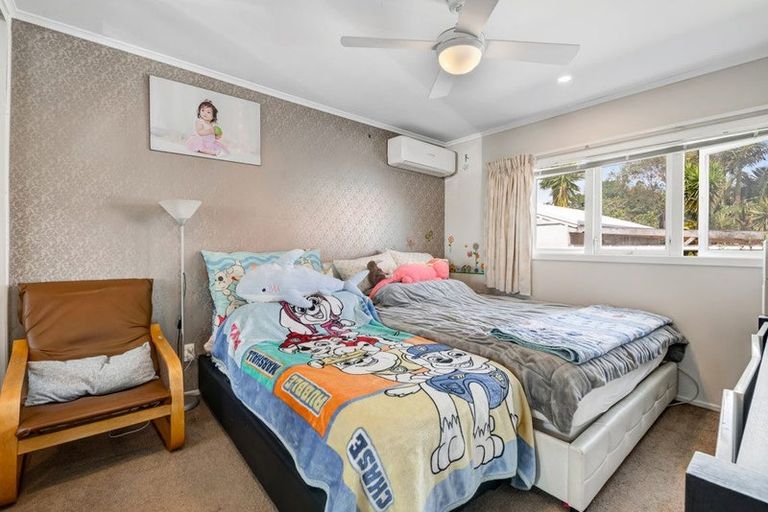 Photo of property in 133 Beach Haven Road, Beach Haven, Auckland, 0626