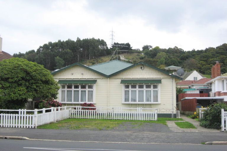 Photo of property in 240 South Road, Caversham, Dunedin, 9012