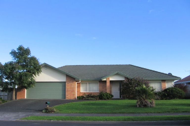 Photo of property in 1/4 Ballycullanie Place, Dannemora, Auckland, 2016