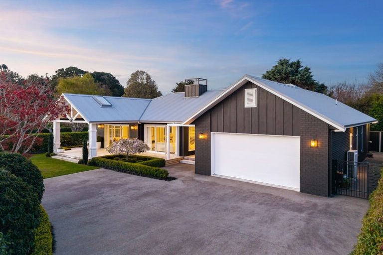 Photo of property in 35b Awanui Drive, Waikanae, 5036