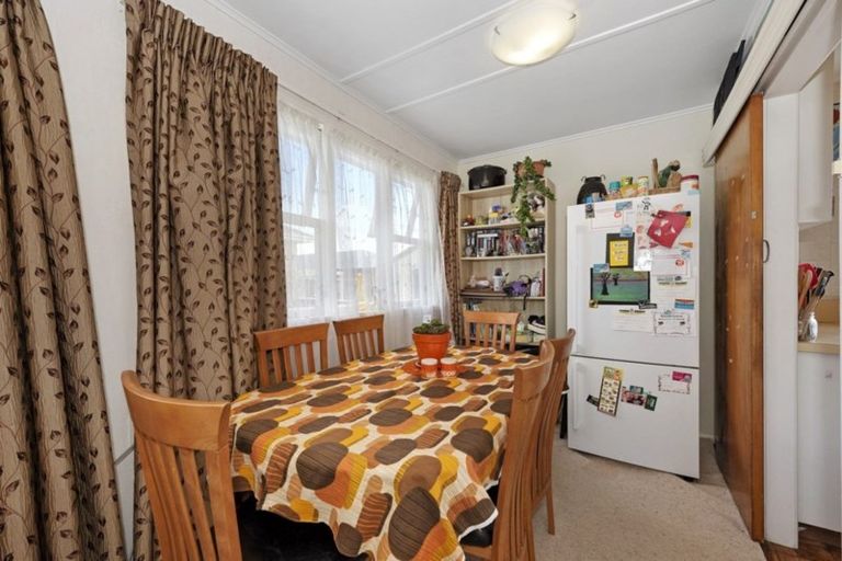 Photo of property in 16 Verel Street, Fairfield, Hamilton, 3214