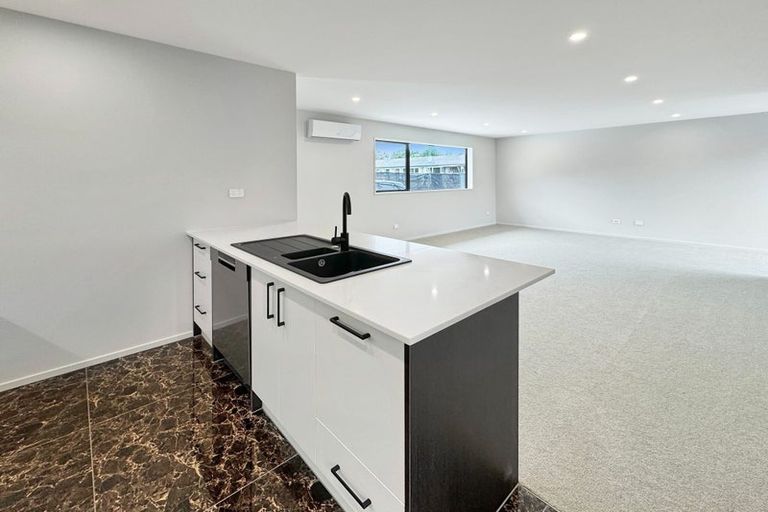 Photo of property in 5/29 Main South Road, Sockburn, Christchurch, 8042