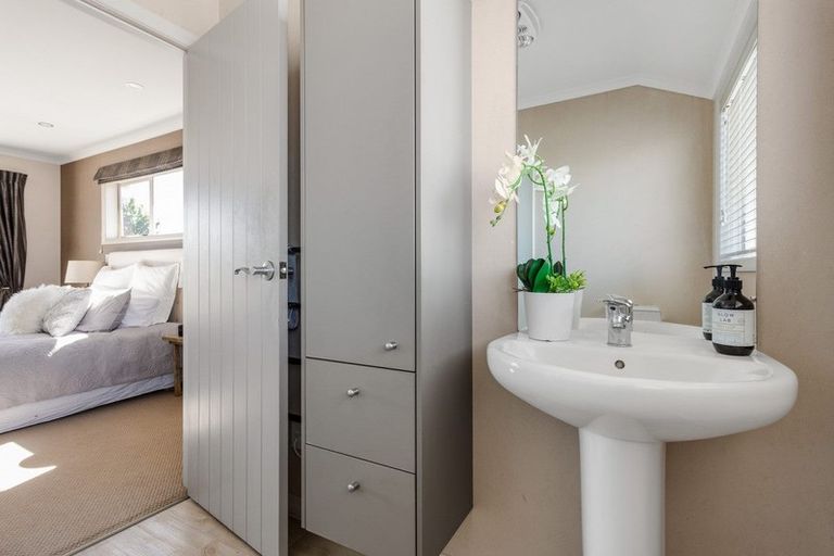 Photo of property in 98b Milton Road, Otumoetai, Tauranga, 3110