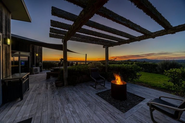 Photo of property in 141 Arapohue Road, Turiwiri, Dargaville, 0374