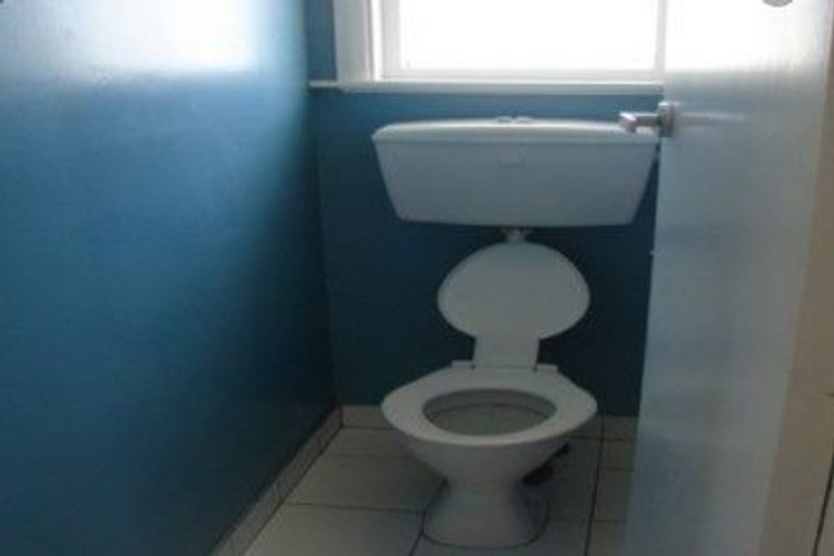 Photo of property in 39 Kenney Crescent, Fairfield, Hamilton, 3214