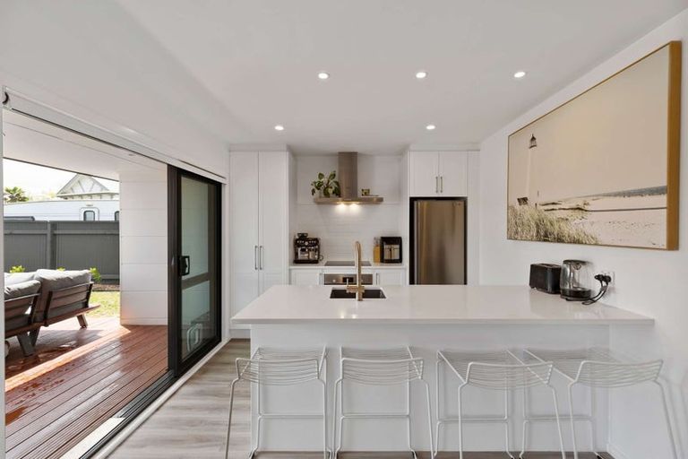 Photo of property in 7b Terrace Street, Marton, 4710