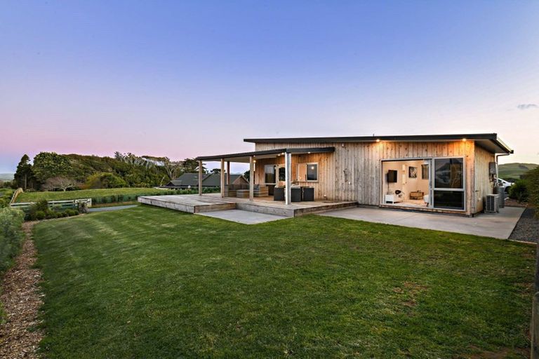 Photo of property in 227 Whiriwhiri Road, Otaua, Waiuku, 2682