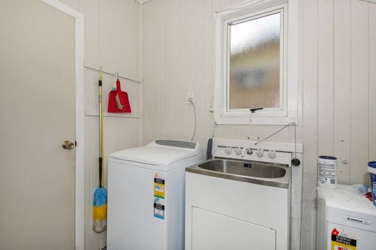 Photo of property in 8b Selwyn Avenue, Avenues, Whangarei, 0110