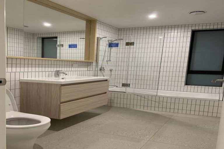 Photo of property in 17a Cuba Street, Petone, Lower Hutt, 5012