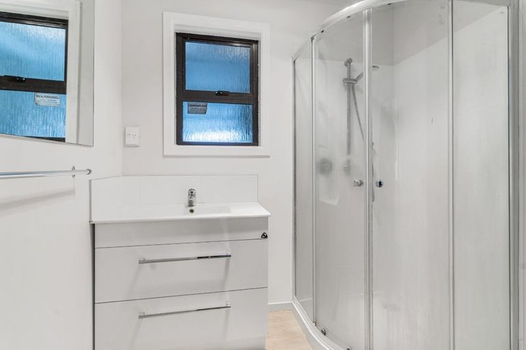 Photo of property in 1/49 Kelvin Road, Papakura, 2110