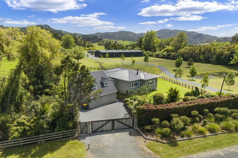 Photo of property in 37 Ward Road, Matakana, Warkworth, 0985