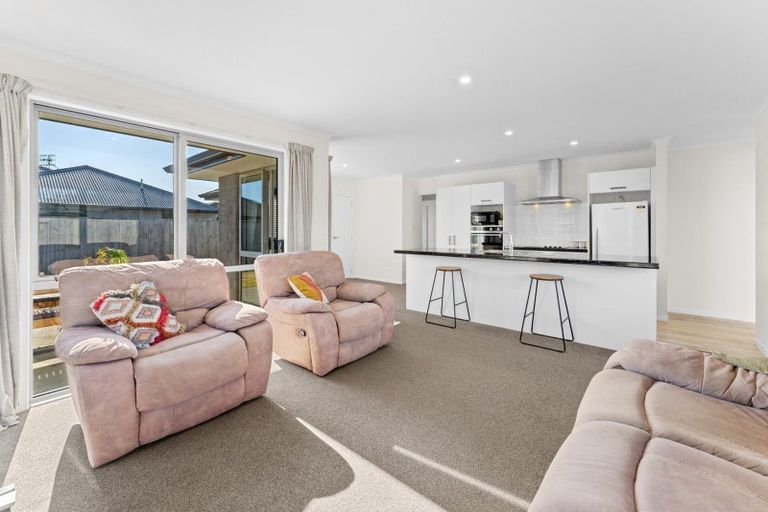 Photo of property in 10 Kanapa Close, Papamoa, 3118