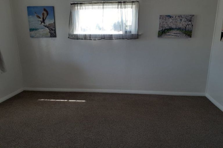 Photo of property in 18 Cornfoot Street, Castlecliff, Whanganui, 4501