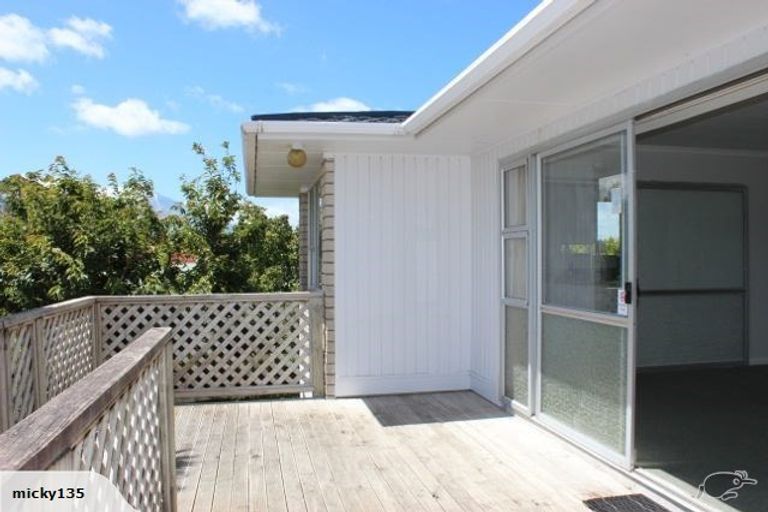 Photo of property in 24 Carthew Street, Okato, 4335