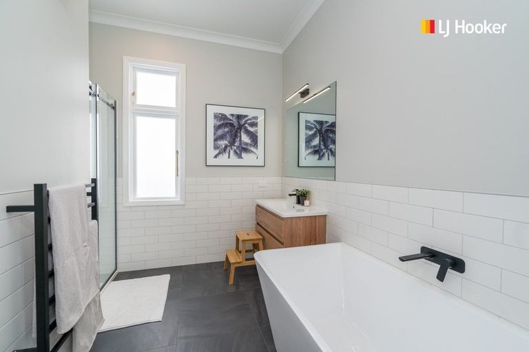 Photo of property in 65 Hargest Crescent, Saint Kilda, Dunedin, 9012