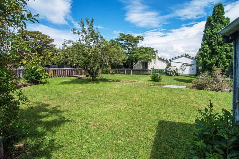 Photo of property in 6 Lansdowne Crescent, Lansdowne, Masterton, 5810