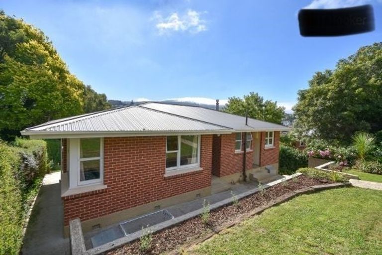 Photo of property in 85 Kaikorai Valley Road, Glenross, Dunedin, 9011