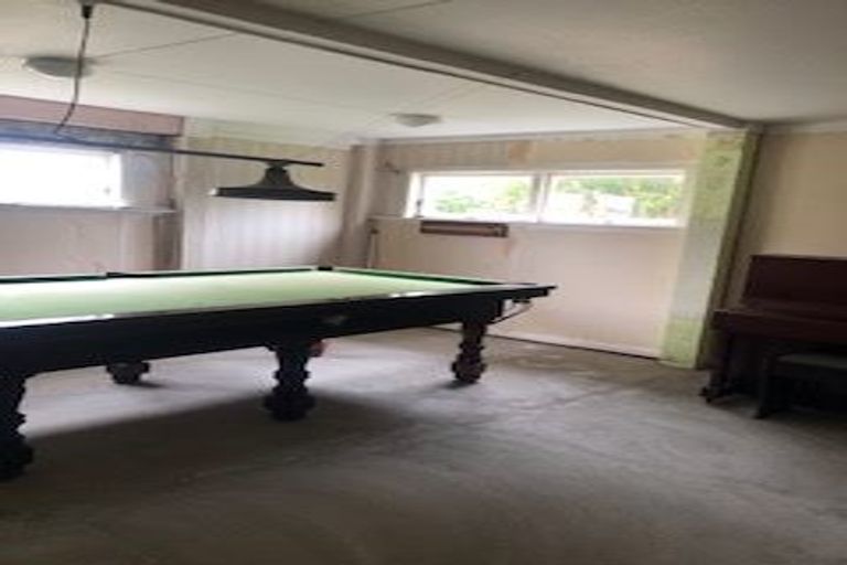 Photo of property in 28 Grassways Avenue, Pakuranga, Auckland, 2010