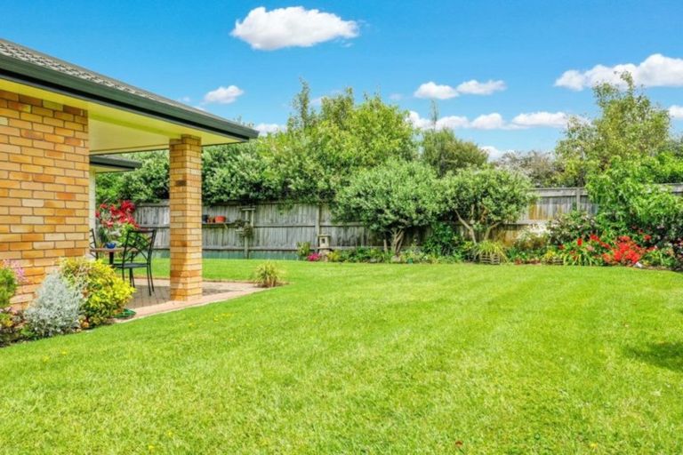 Photo of property in 13 Walnut Grove, Whakatane, 3120