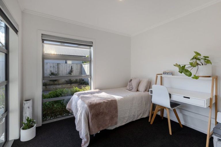 Photo of property in 10 Cassinia Close, Papamoa Beach, Papamoa, 3118