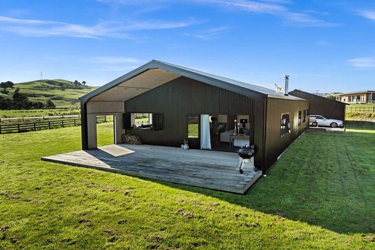 Photo of property in 8 Paparoa Road, Mangapai, Whangarei, 0178