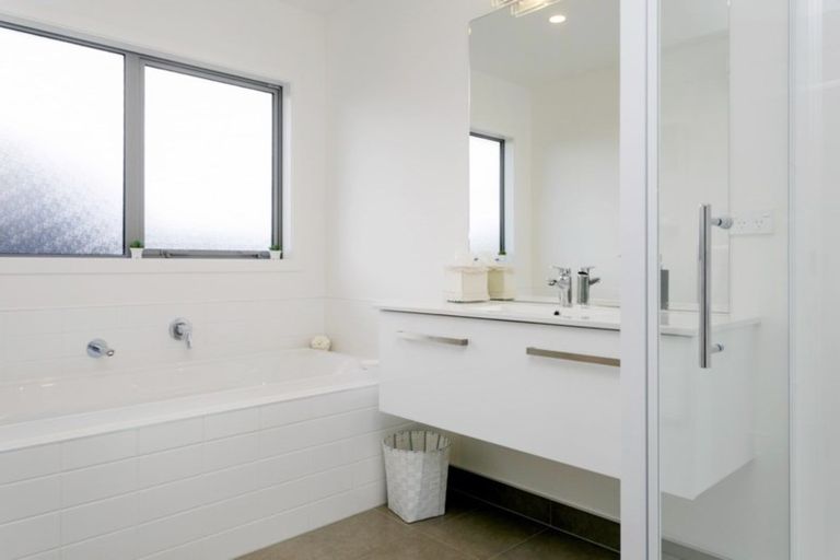 Photo of property in 34 Marabou Crescent, Nukuhau, Taupo, 3330